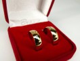 Par De Alianças Anatômicas Com Brilhante 6mm Folheadas Ouro